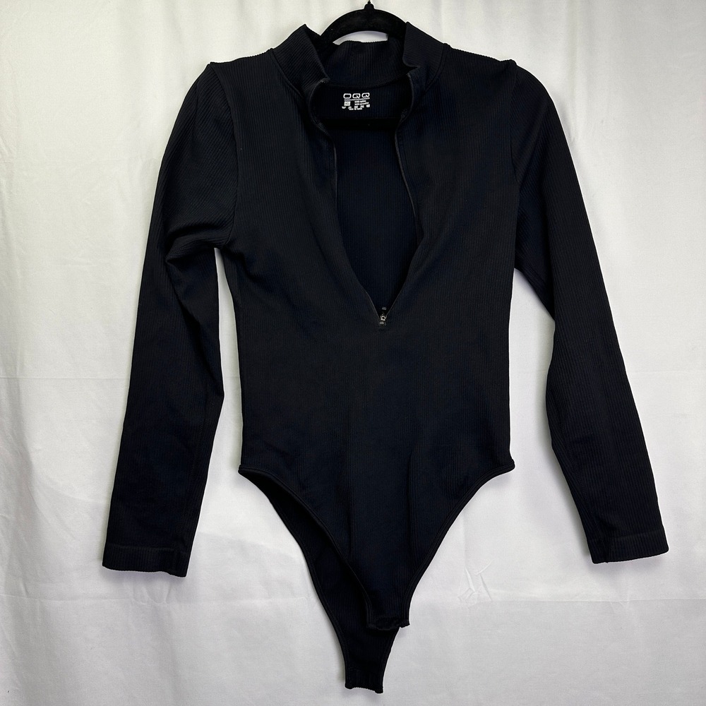 OQQ Bodysuit Black Ribbed Mock Neck Long Sleeve Zip Front Athleisure Grunge edgy